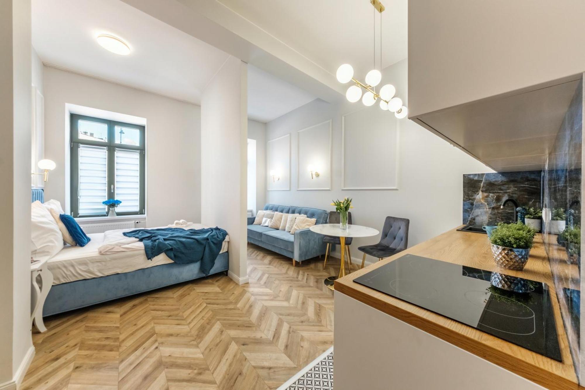 Radwanska Apartment