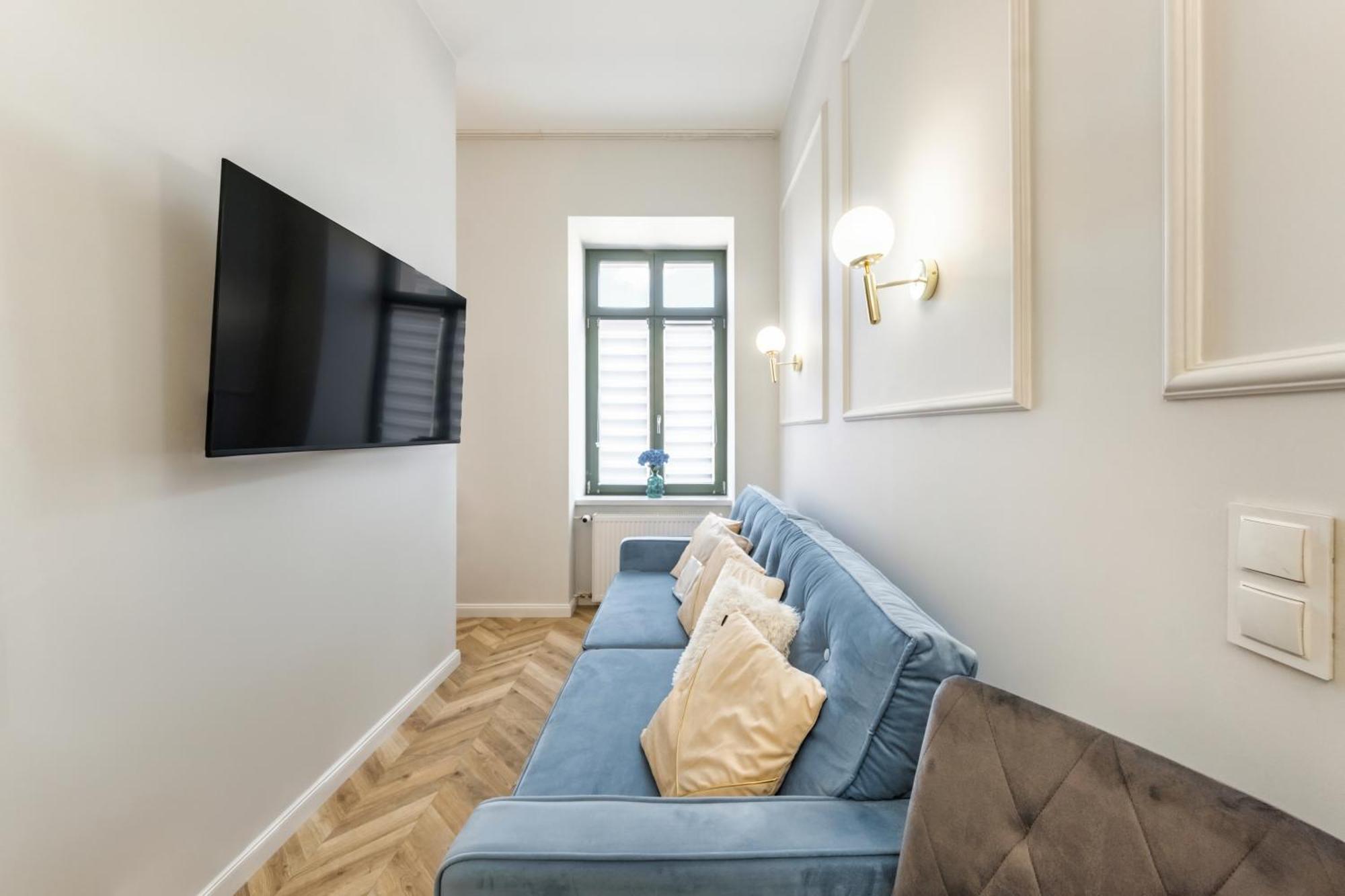 Radwanska Apartment *